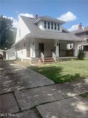 127 Marvin Ave, Akron, OH 44302