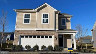 123 Enchanted Walk Ln, La Plata, MD 20646