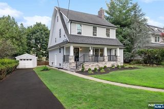613 Hillcrest Road, Ridgewood, NJ 07450