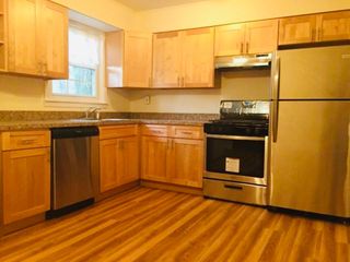 12 Valentine Ave #4, Glen Cove, NY 11542