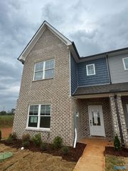 159 Susan Lynn Dr, Hazel Green, AL 35750