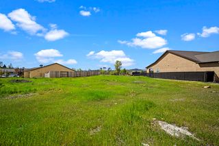 3563 Americana Way, Redding, CA 96003