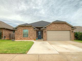 9425 NW 92nd St, Yukon, OK 73099