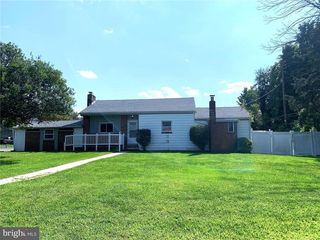 2200 33rd St SW, Allentown, PA 18103