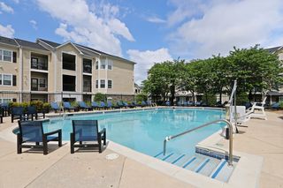 1 Larchmont Pl #1010, Mount Laurel, NJ 08054