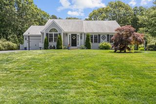 18 Pleasant Wood Dr, Forestdale, MA 02644