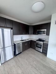 731 N  Wells St #2301, Chicago, IL 60654