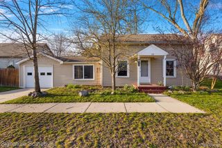 115 E  North St, Fowlerville, MI 48836