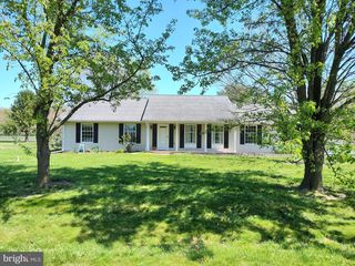 35 E  Huntington Cir, Dover, DE 19904
