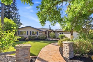 227 Belgatos Rd, Los Gatos, CA 95032