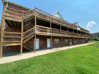 211 McGoodwin Ave #1, Warrensburg, MO 64093