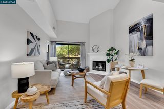 225 N  Villa Way, Walnut Creek, CA 94595