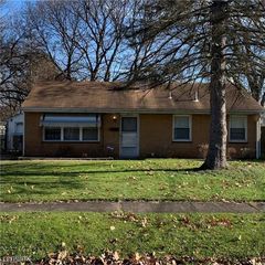 3521 Loveland Rd, Youngstown, OH 44502