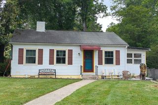 1729 Clairmont Dr, Hendersonville, NC 28791