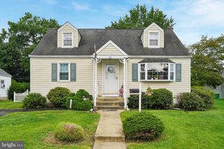 23 Norwyn Rd, Hatboro, PA 19040
