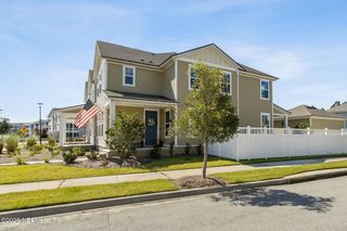 213 Daydream Ave, Yulee, FL 32097