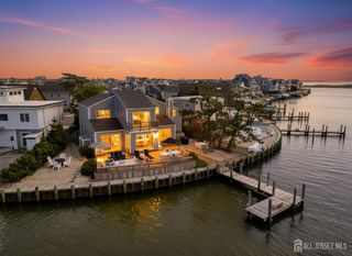 473 Tamiami Dr, Lavallette, NJ 08735