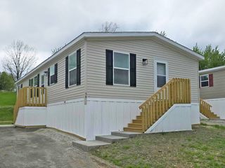 613 Polk St #58, De Soto, IA 50069