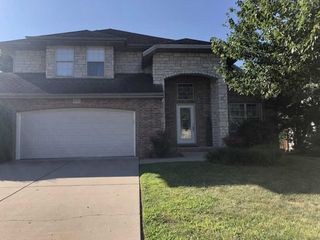 1932 W  High Point St, Springfield, MO 65810