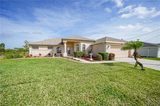 2517 SW 2nd Ter, Cape Coral, FL 33991