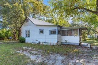 18037 NE 23rd Ave, Citra, FL 32113