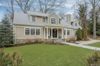 34 Hemlock Drive, Sleepy Hollow, NY 10591