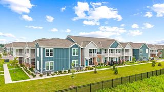 601 Sierra Cir #109, Waukesha, WI 53188