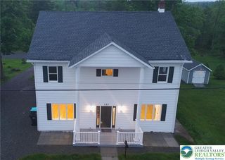 533 Main St, Gouldsboro, PA 18424