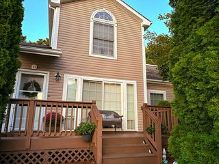 17 Pembrooke Ct, Putnam Valley, NY 10579