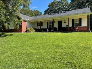 1782 E  Main St, Paris, AR 72855
