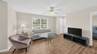 16255 Emmet Plz, Omaha, NE 68116