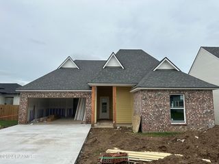 111 Gentle Island Dr, Broussard, LA 70518
