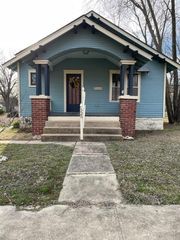 525 S  12th St, Independence, KS 67301