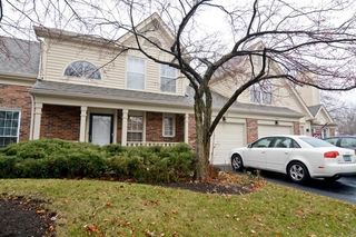 1739 Portsmith Ln, Arlington Heights, IL 60004