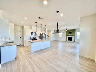 7260 Wembley St, San Diego, CA 92120