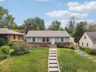 1756 Rome Ave, Saint Paul, MN 55116