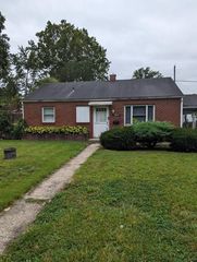 5014 Smith St, Fort Wayne, IN 46806