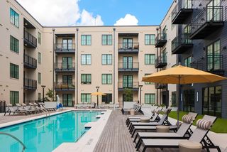 300 E  Broad St #219, Savannah, GA 31401