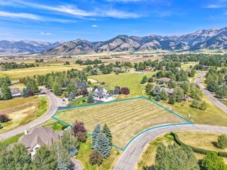 26 Little Wolf Rd, Bozeman, MT 59715