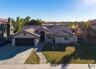 2124 I Yturralde Dr, Calexico, CA 92231