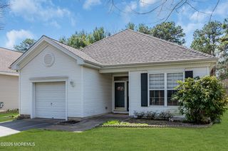 8 April Springs Court, Lakewood, NJ 08701