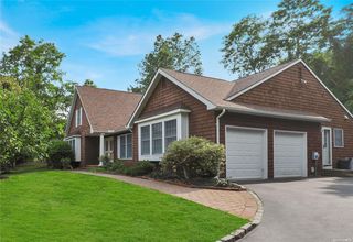 8 Sage Brush Court, East Setauket, NY 11733