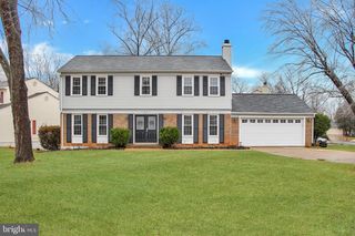 5301 Dunleigh Ct, Burke, VA 22015