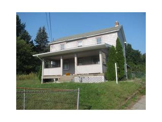 225 E  4th Ave, Derry, PA 15627
