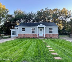 1007 Maple St, Cleveland, MS 38732
