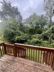 5792 NW Plantation Cir, Lees Summit, MO 64064