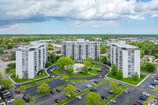 8809 W  Golf Rd #10C, Niles, IL 60714