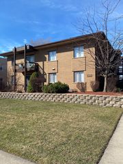 7634 Hohman Ave, Munster, IN 46321