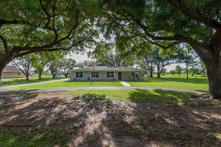 1694 Turner Rd, Beaumont, TX 77713