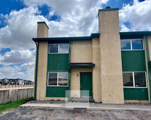2437 Cherokee Park Pl, Colorado Springs, CO 80915